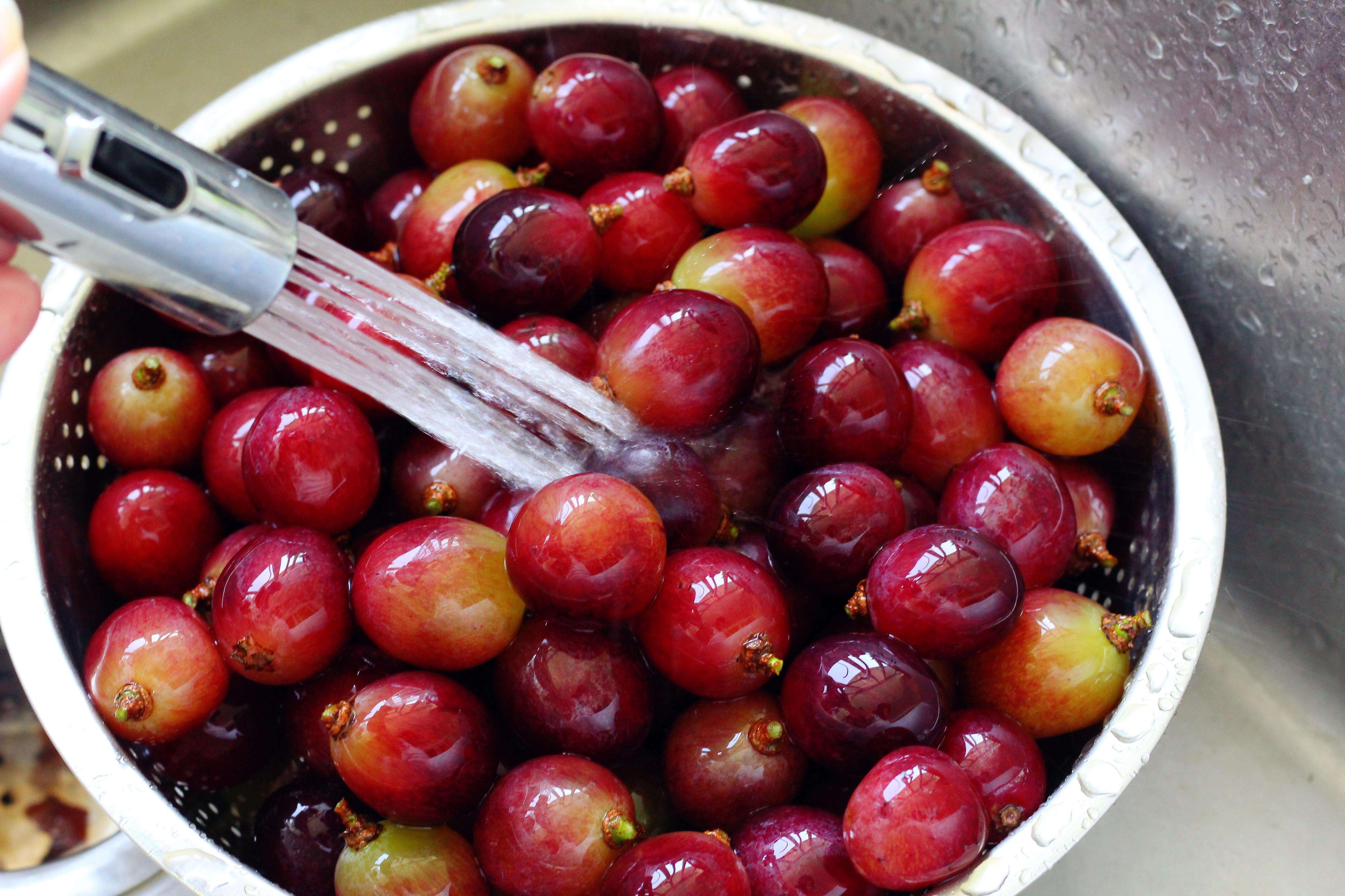 如何快速清洗葡萄