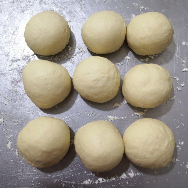 面包面团的混合与搓揉