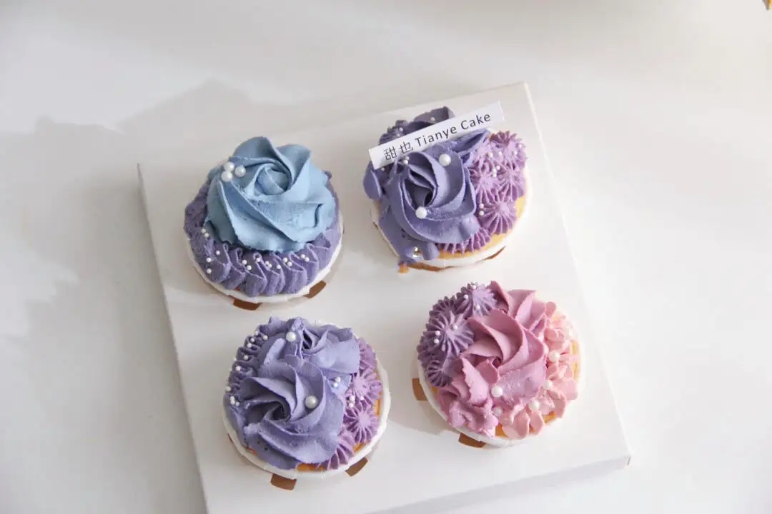 怎样制作渐变的纸杯蛋糕