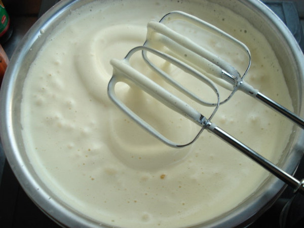 制作海绵蛋糕为何要加盐