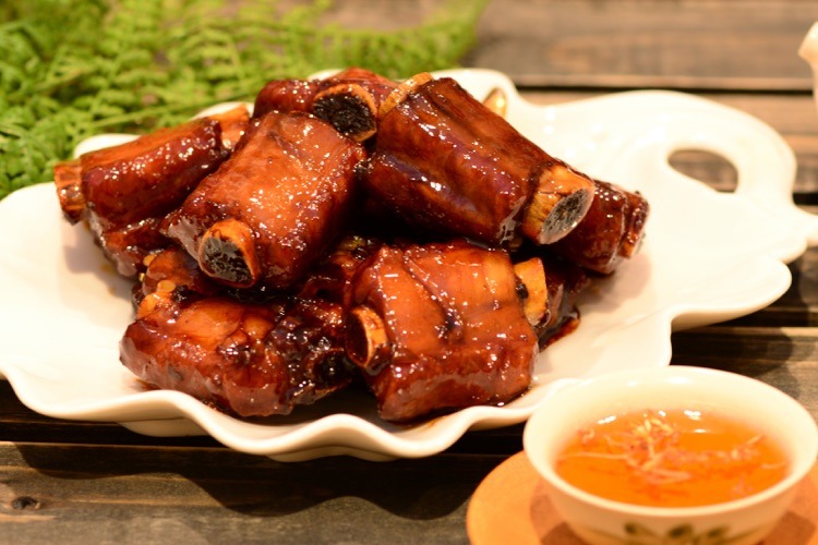 无锡糖醋排骨-绝对的私房菜谱的做法