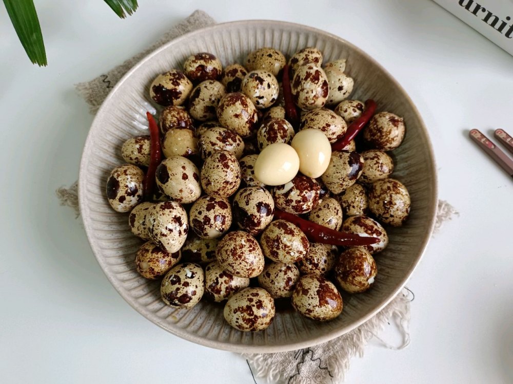 五香鹌鹑蛋的做法 五香鹌鹑蛋