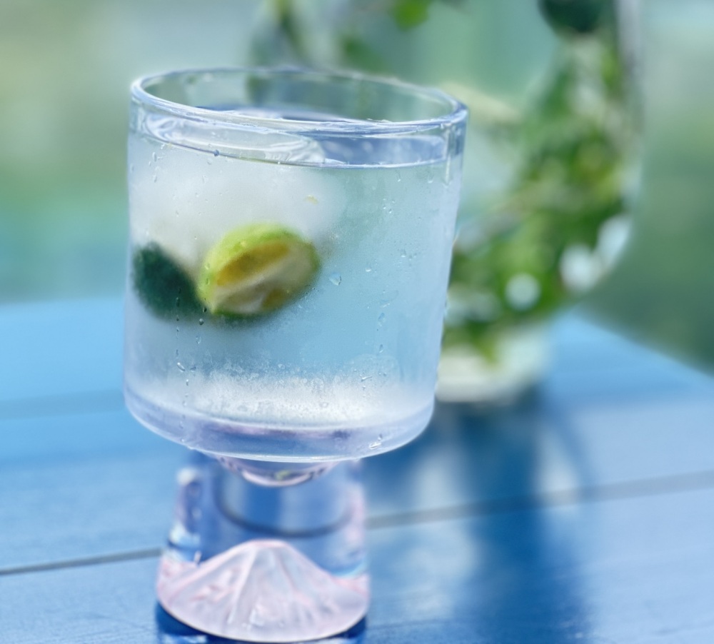 紫苏盐渍梅——夏日清凉饮必备的做法