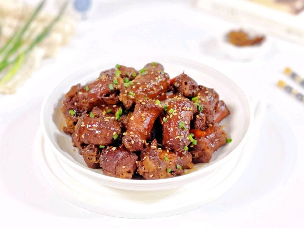 麻辣鸭脖的做法