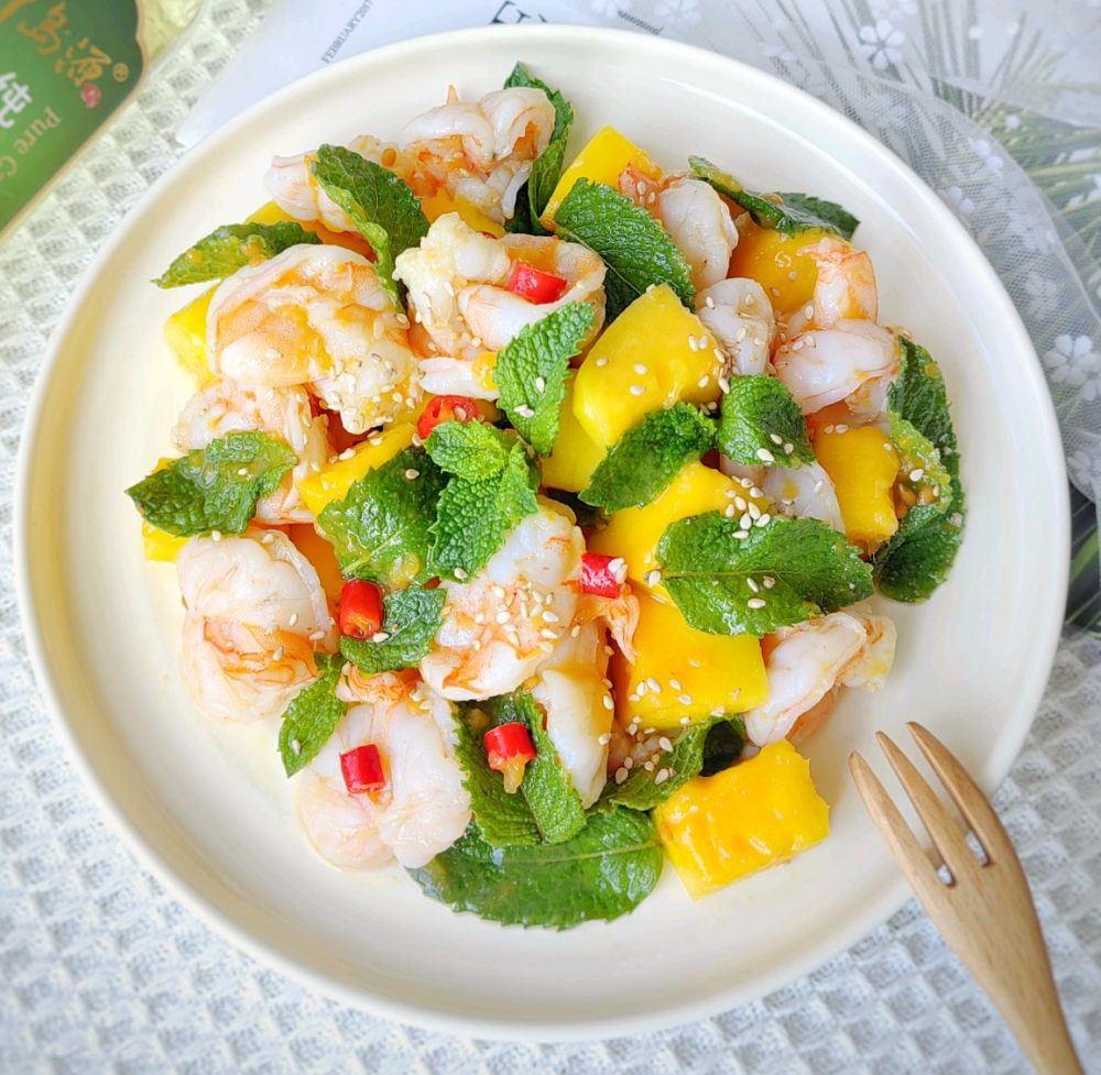 薄荷芒果虾的做法
