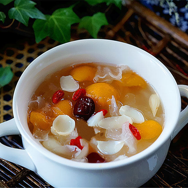 天气干燥，吃什么润肺？