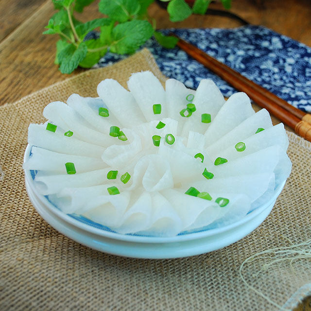 秋天干燥，要及时滋阴润肺！