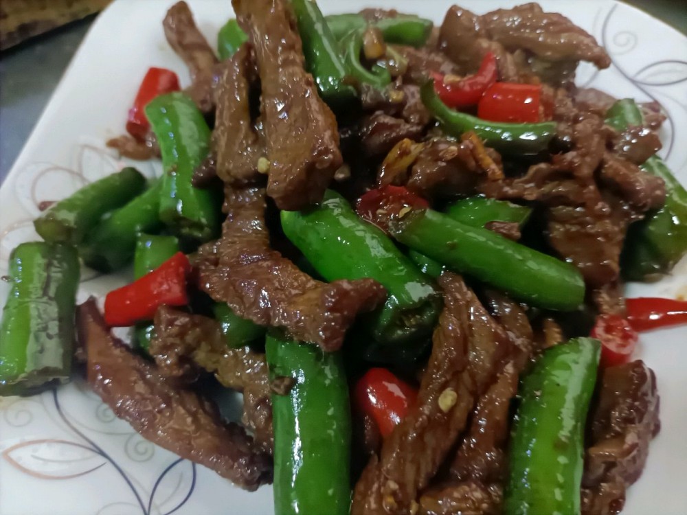 杭椒牛枊的做法