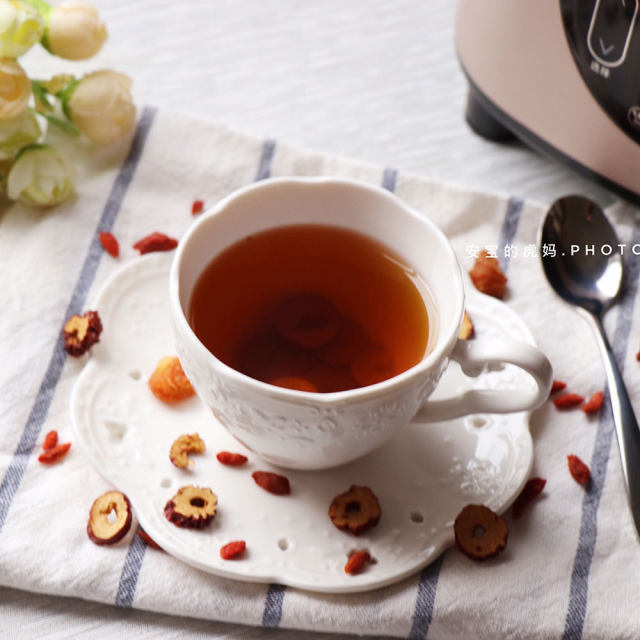 痛经到痛不欲生，吃什么缓解？