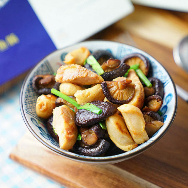 老年人心血管疾病高发，吃什么能软化血管？