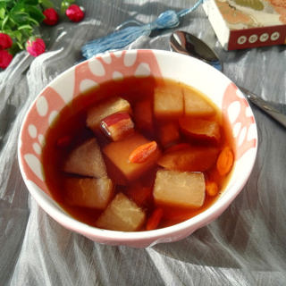 春天皮肤干燥，吃什么能补水？