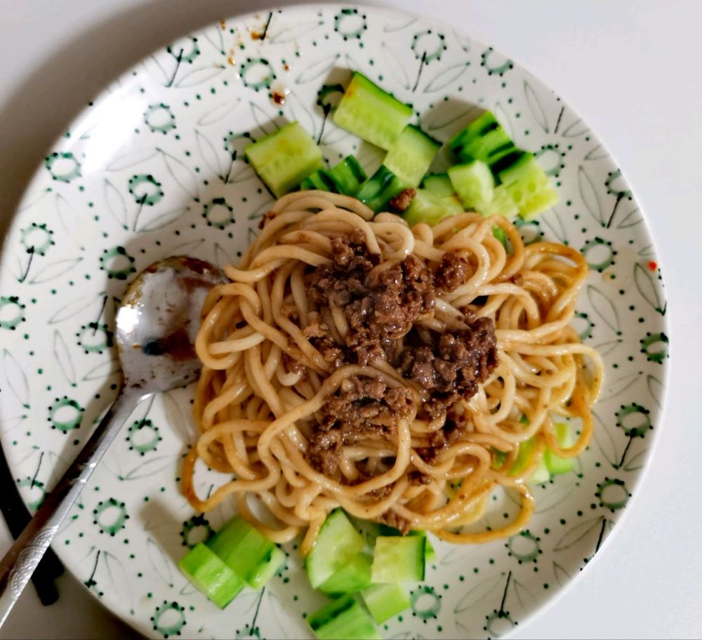 北京炸酱面的做法