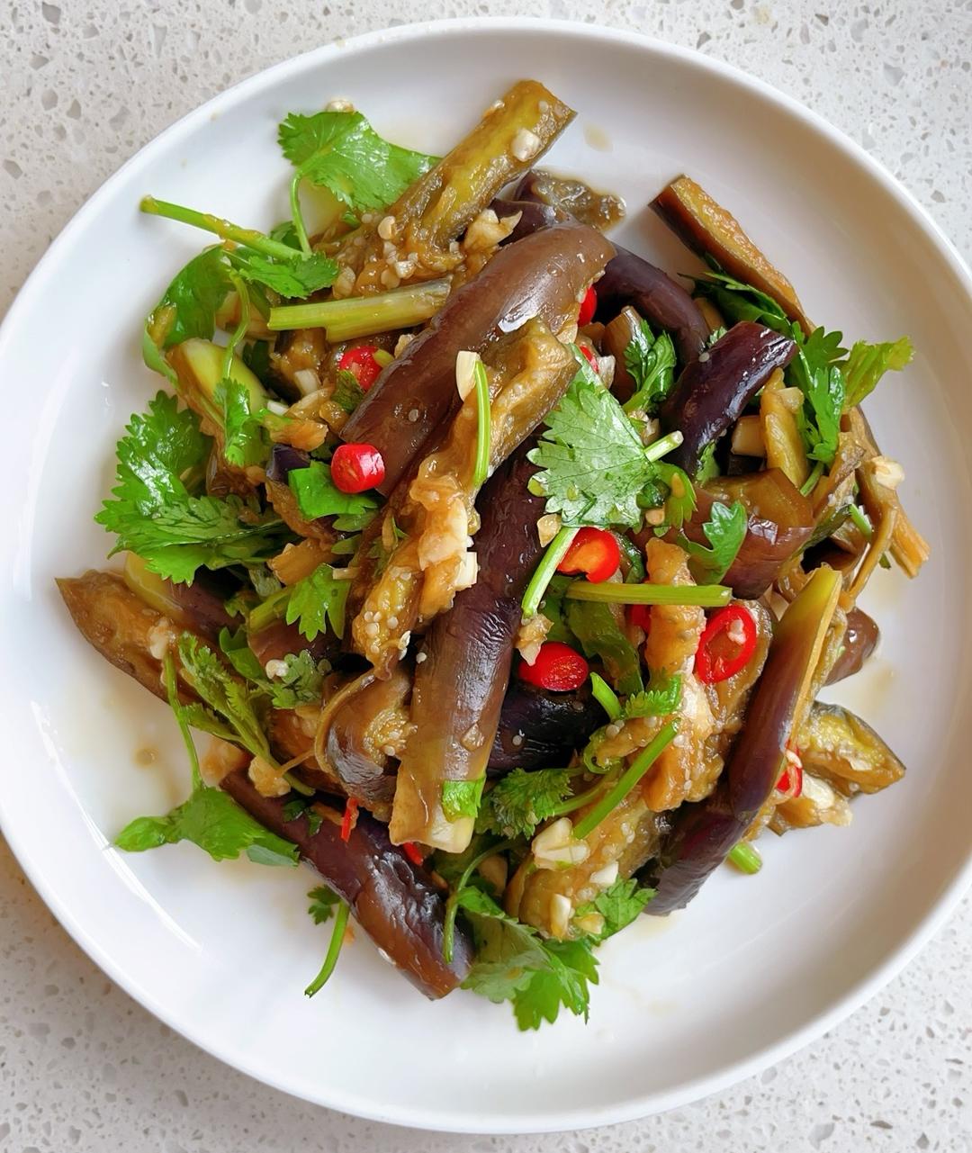 蒜香辣拌茄子的做法