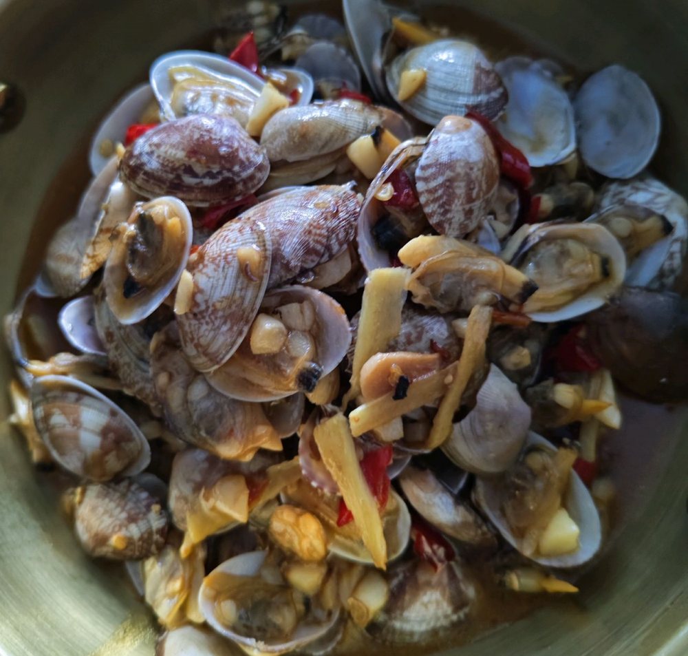 爆炒花甲的做法