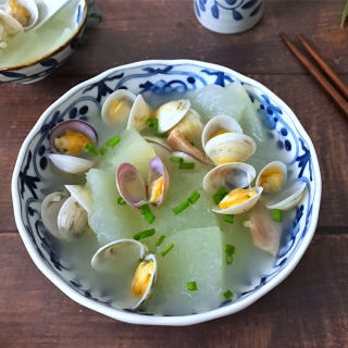 冬天皮肤干燥，如何给皮肤补水？