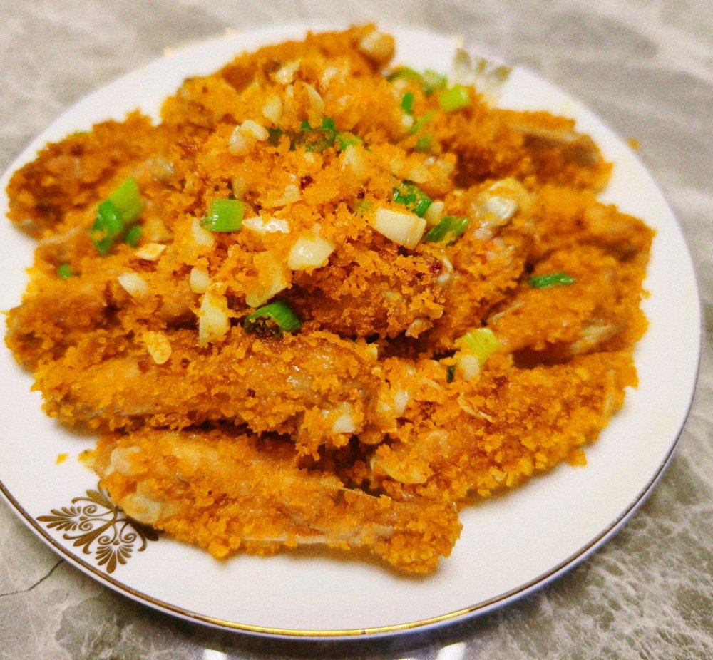 避风塘鸡翅的做法