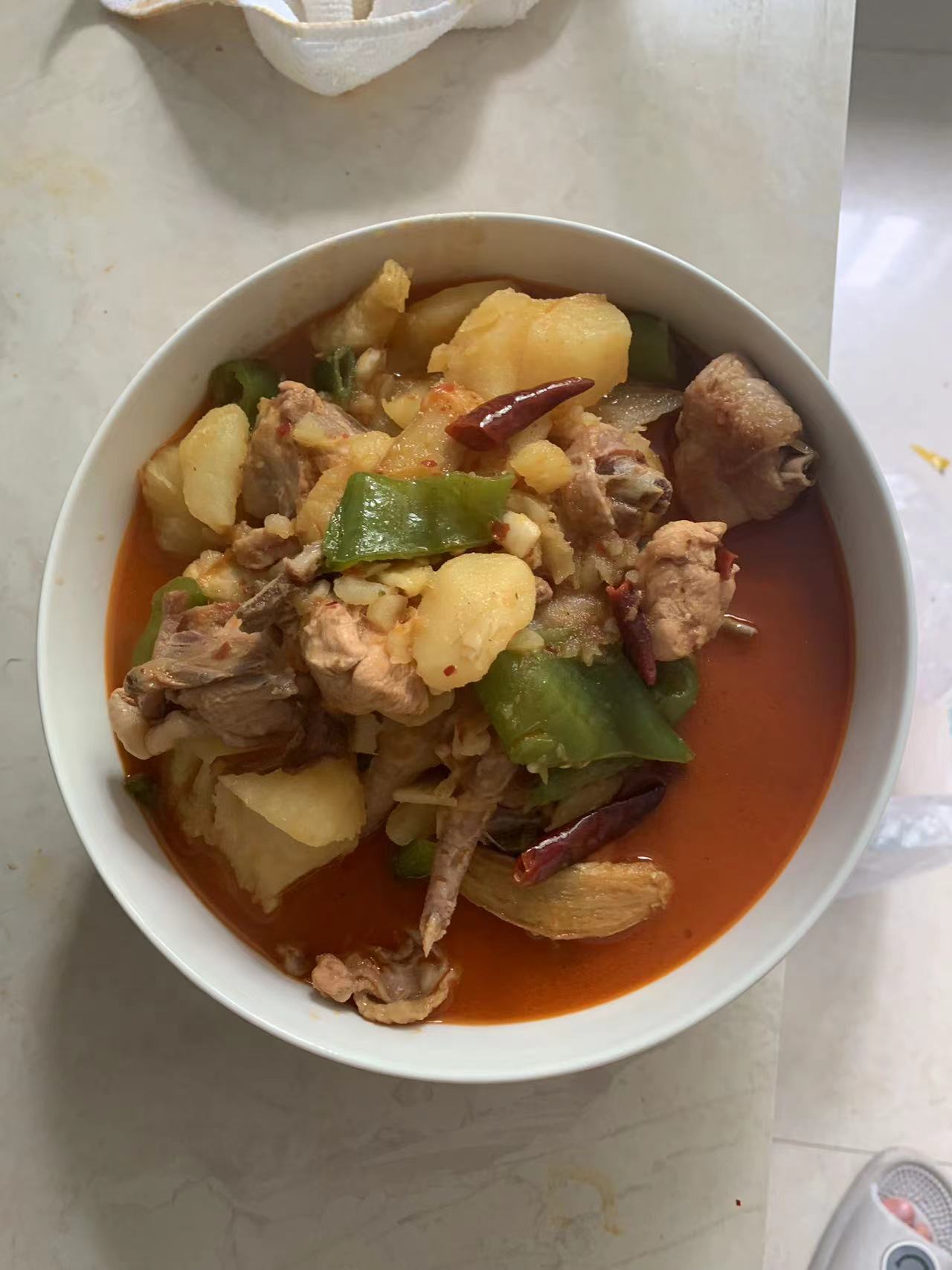 南方小土豆炖鸡块的做法