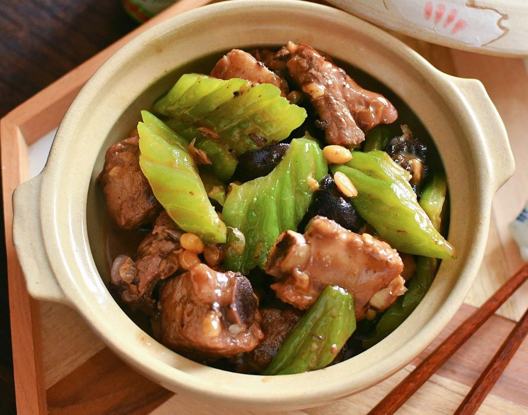 夏日限定潮汕苦瓜煲的做法