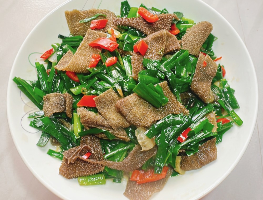 毛肚炒韭菜的做法