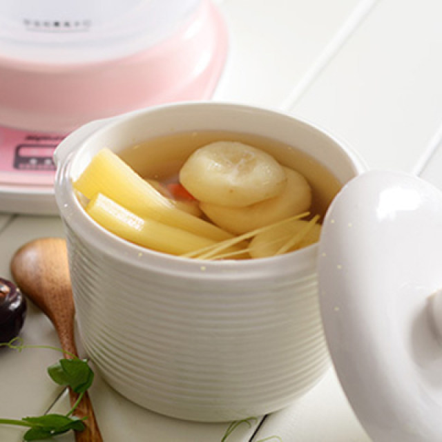 秋季天气干，滋阴润燥养养肺