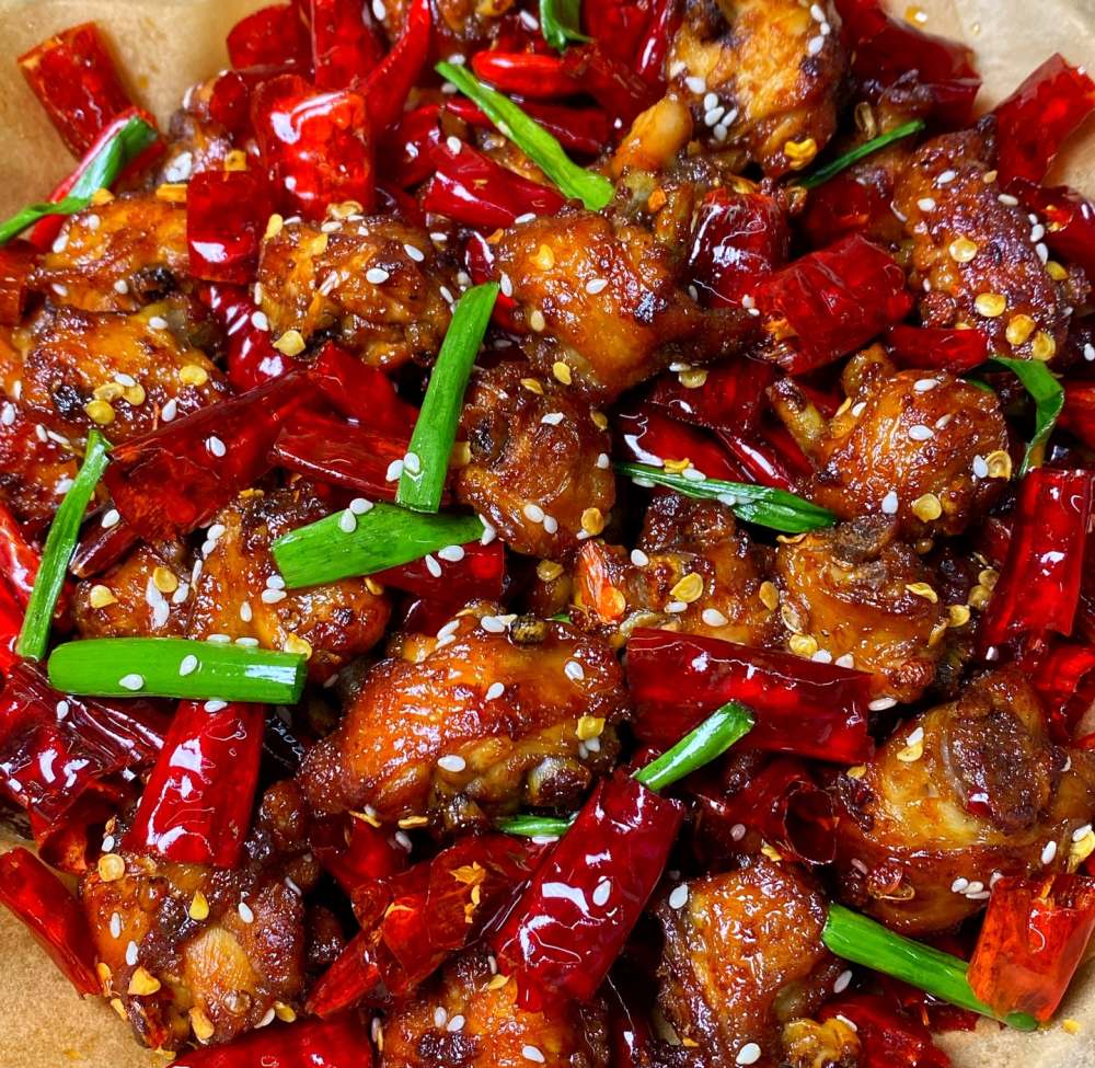 我妈做的辣子鸡翅太好吃了，巨开胃！的做法