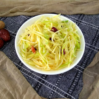 女性减肥，可每天喝杯薄荷水