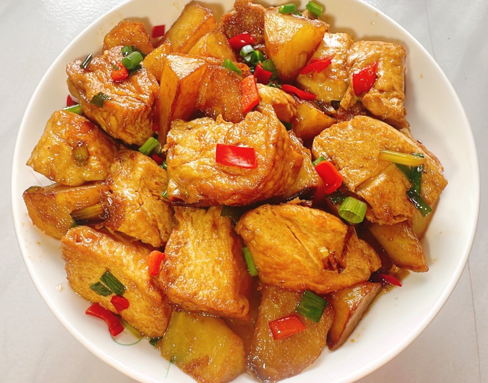 豆腐焖土豆的做法