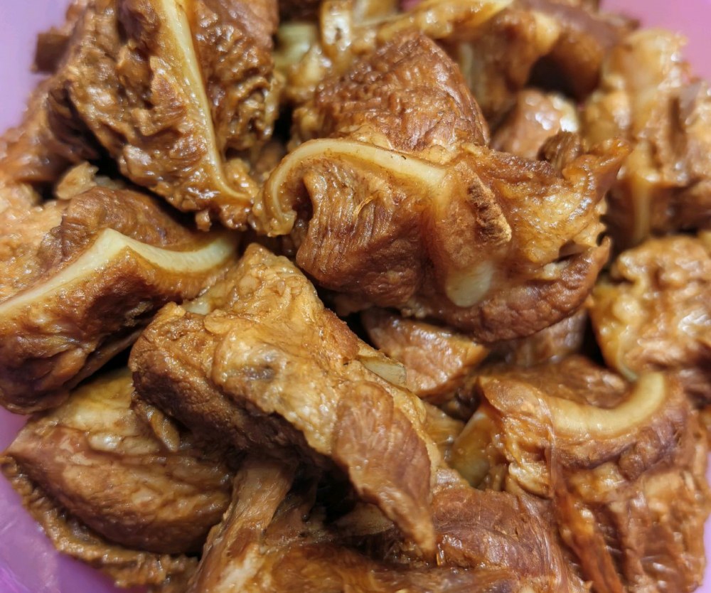 家常版酱猪脆骨的做法