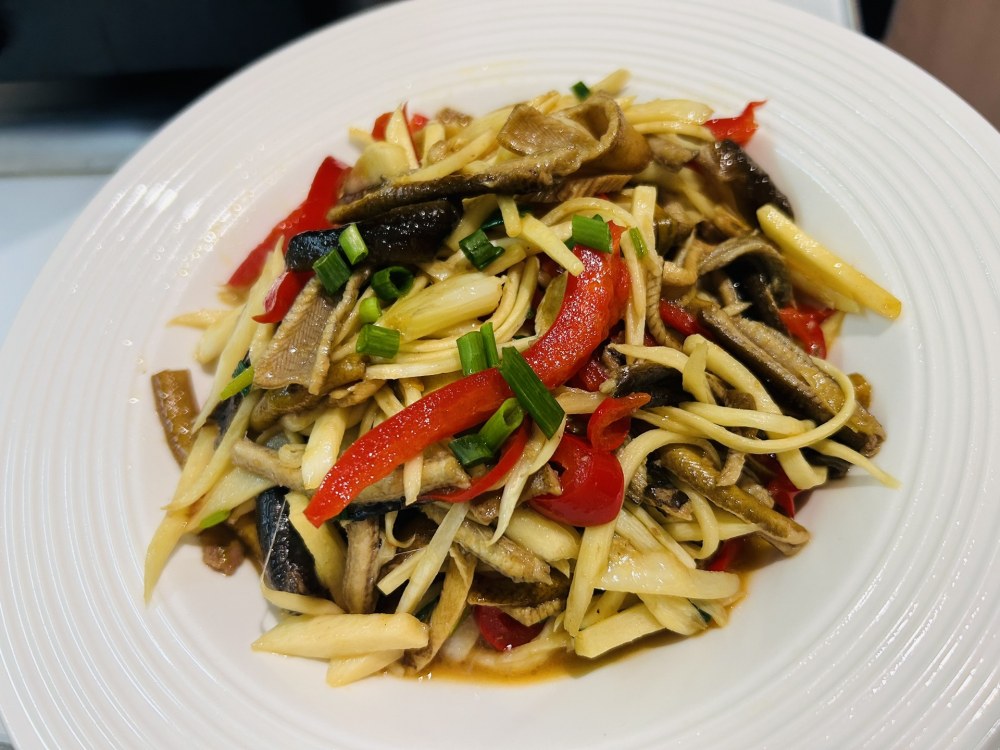 经典本帮菜 茭白鳝丝的做法