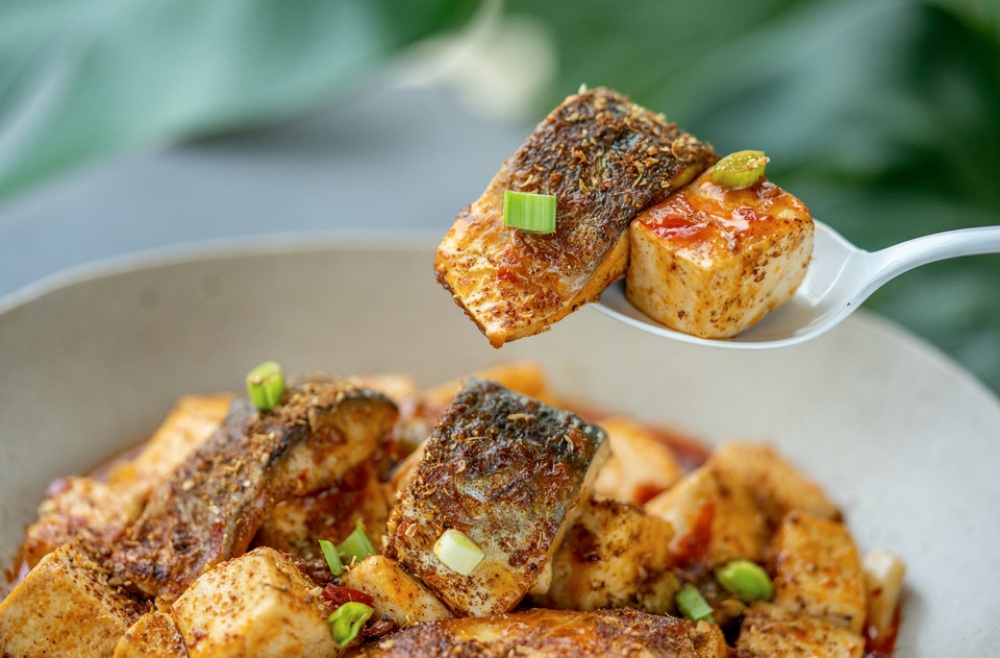 麻婆挪威青花鱼豆腐的做法