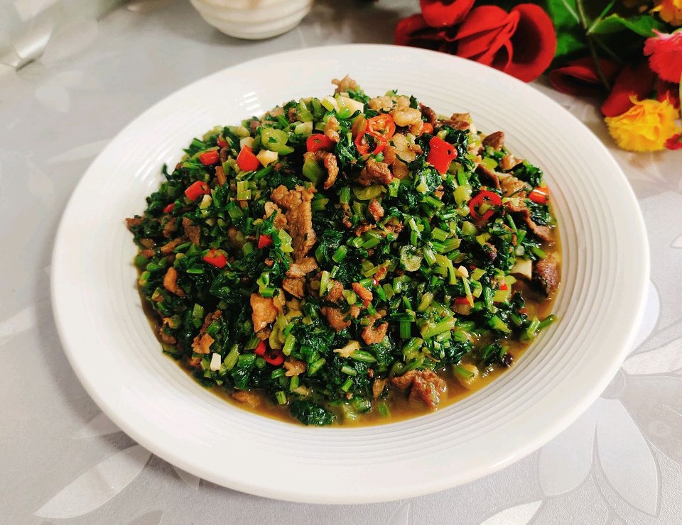 萝卜苗炒肉末的做法