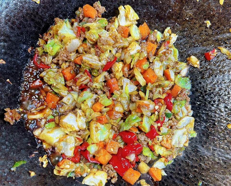 乱刀双椒牛肉末（一人食-快手菜）的做法