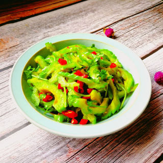 夏季美白，这些食物帮你抵抗黑色素！