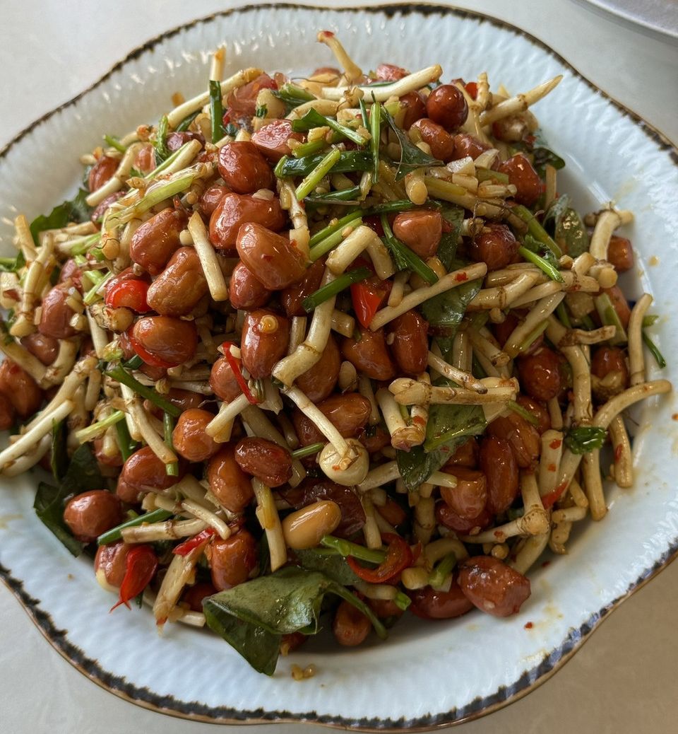 凉拌折耳根花生米的做法