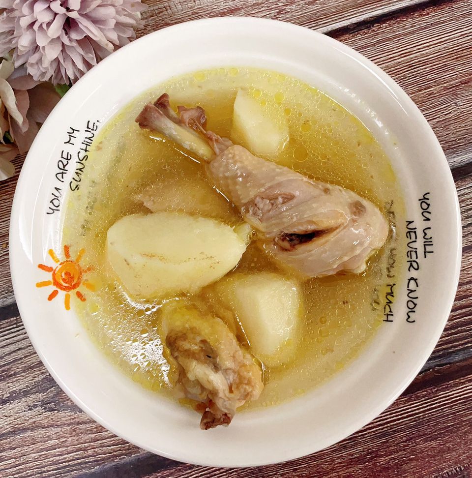 五指毛桃淮山鸡汤的做法