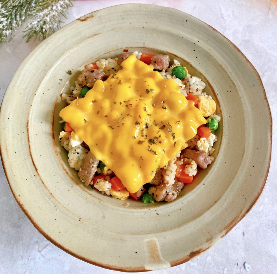 意式番茄味芝士盖牛排炒饭的做法