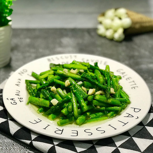 女人便秘，吃什么可以调理？