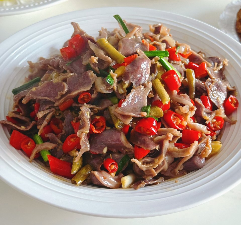 藤椒麻辣火爆鸭胗的做法