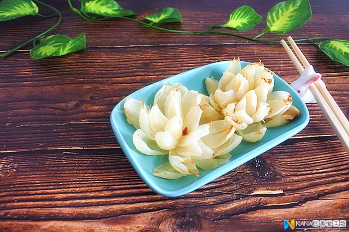 蜂蜜蒸百合的做法