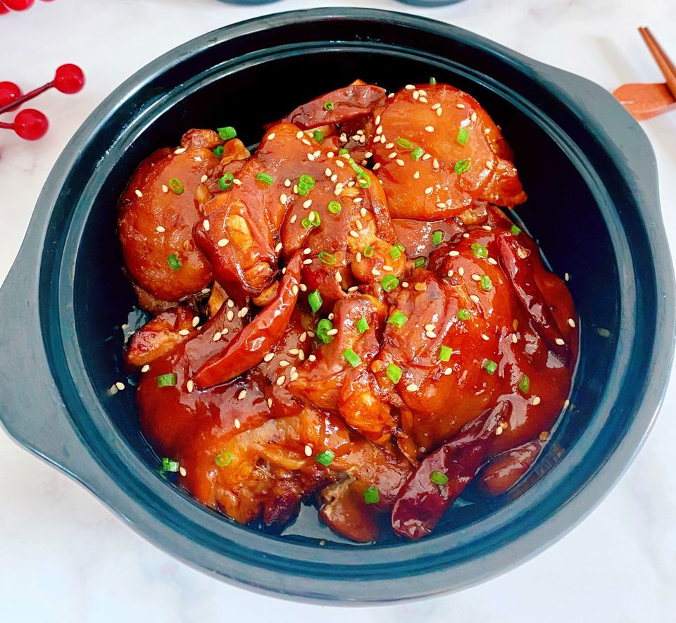 香辣美容蹄的做法