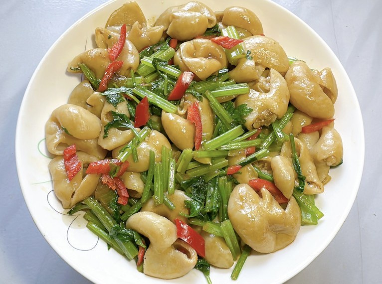 爆炒猪大肠的做法