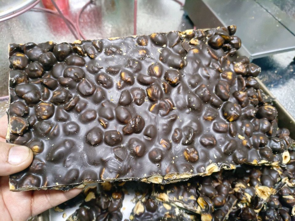 美食美刻之手工焦糖榛子巧克力的做法