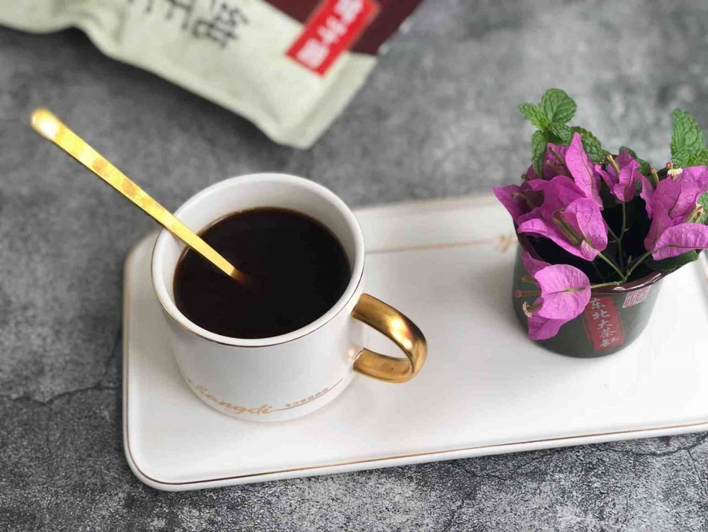 冬季喝养生茶，红糖水很重要的做法