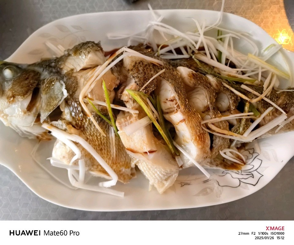 清蒸鲈鱼的做法