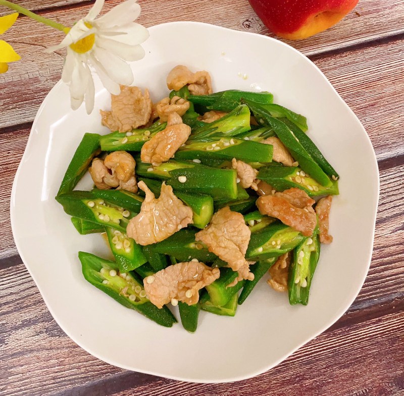 广州｜秋葵炒肉片的做法