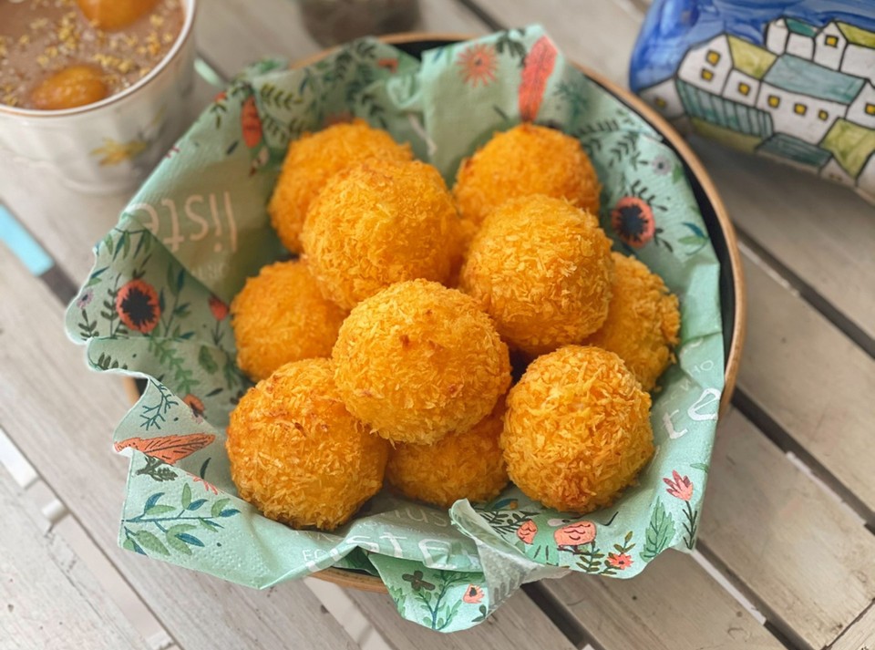 烤黄金汤圆的做法