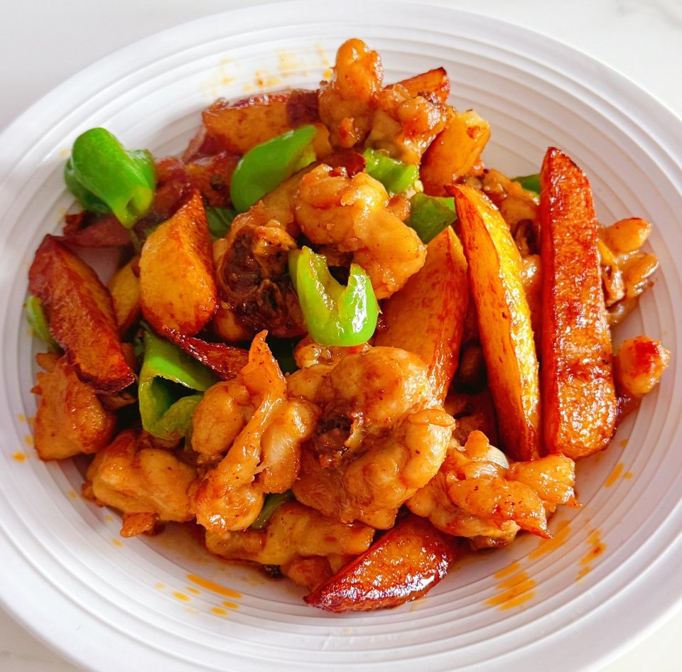 干锅土豆鸡块的做法