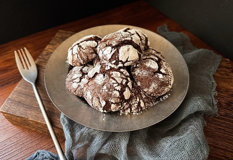 巧克力裂纹曲奇