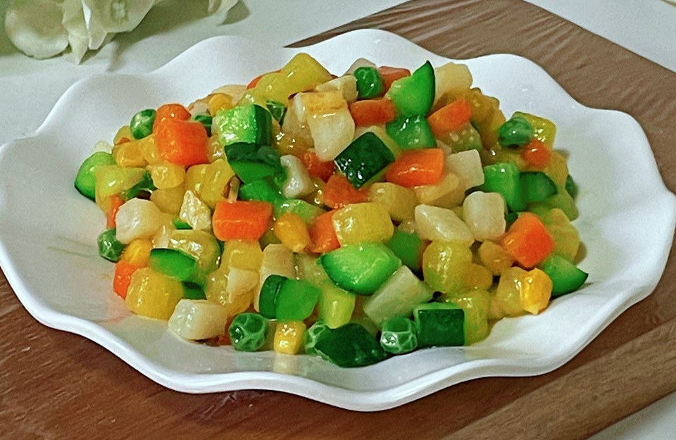 春天的味道/五彩缤纷小炒的做法