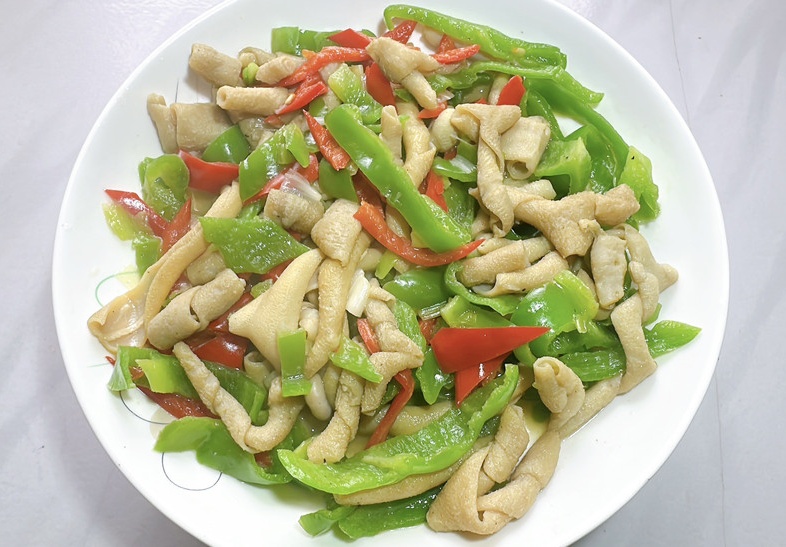 双椒炒鸭肠的做法